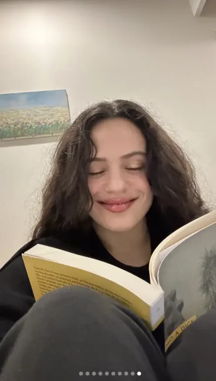 rosalia leyendo amo dick chris kraus 67