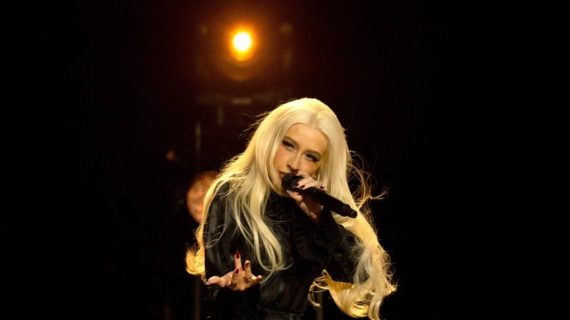 Christina aguilera