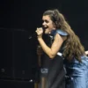 Amaia da comienzo a su tour de festivales con ‘si abro los ojos no es real’ en el sansan festival.