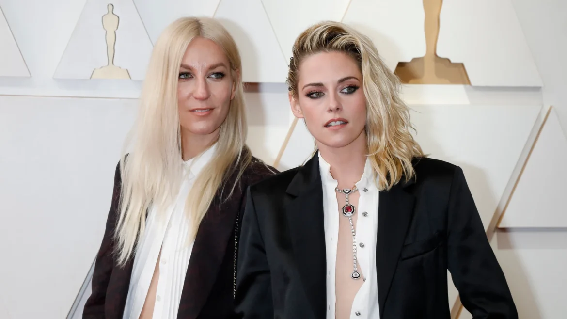 “las imágenes del enlace matrimonial de kristen stewart y su pareja dylan meyer”