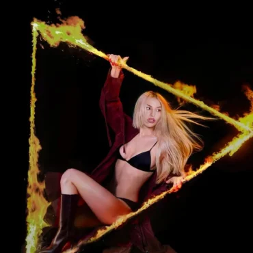Ava max