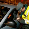 La guardia civil ya no podrá multar por consumir estupefacientes dentro de un coche estacionado.