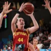 Iyana martín, la portavoz de la inexperiencia que destaca en el eurobasket.
