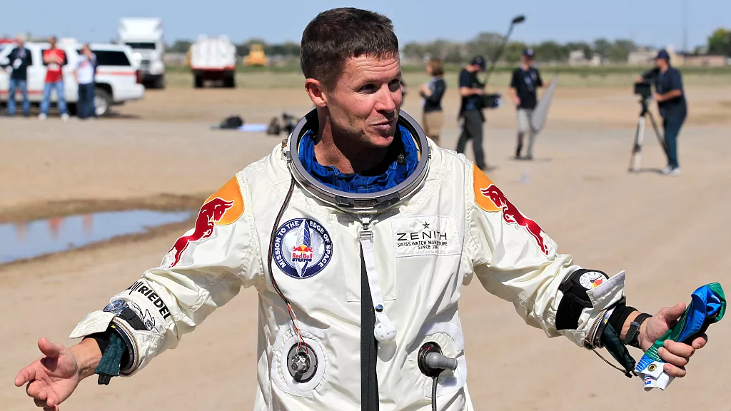 Fallece felix baumgartner, el pionero que se lanzó desde la estratósfera, en un trágico accidente de parapente.