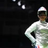 «exoneran a una atleta olímpica tras dar positivo por dopaje; atribuyen el resultado a besos con su pareja»
