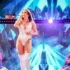 Jennifer lopez presenta una nueva canción en su show en pontevedra con alusiones a su separación de ben affleck.