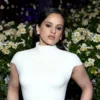 Un diseñador se niega a colaborar con rosalía por no pronunciarse sobre palestina: “debes denunciar este genocidio”