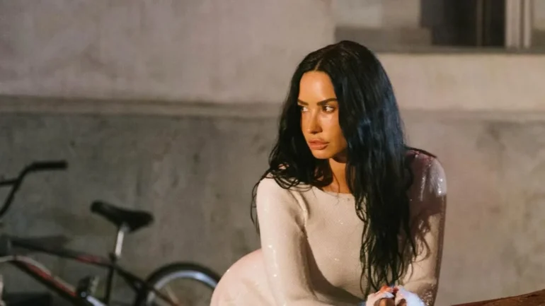 Demi lovato