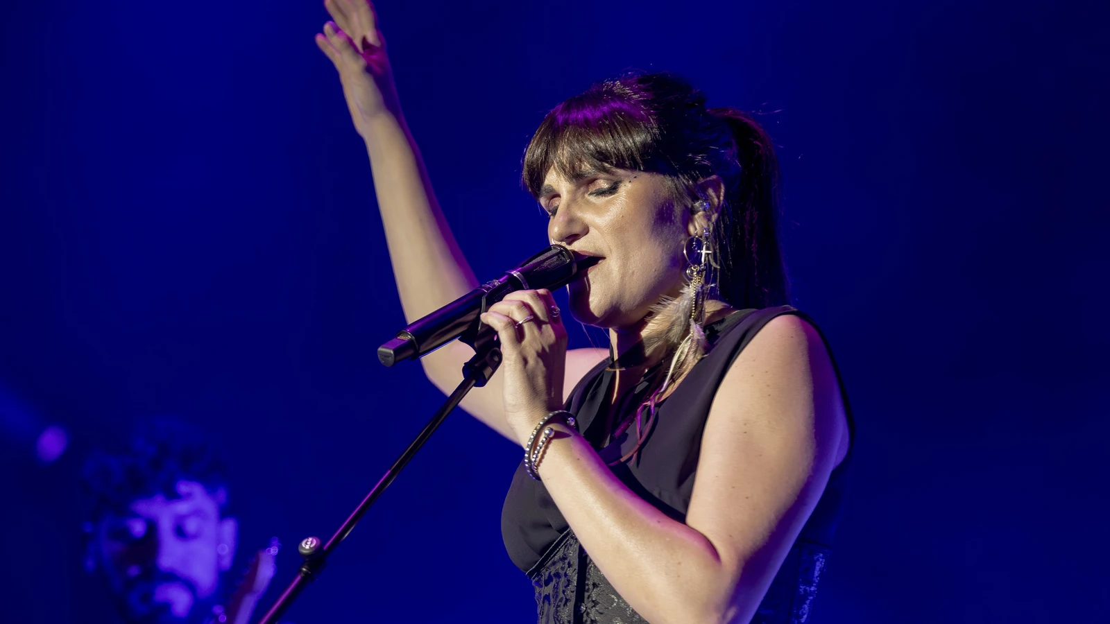 Rozalén se estrena en el mundo del pódcast con entre canciones: “mi primera vez en esto” 1 Rozalén