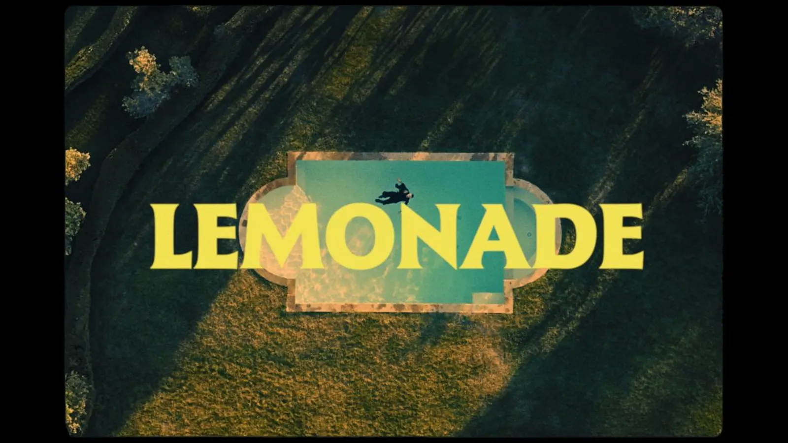 Louis tomlinson lanza lemonade, un viaje visual refrescante y psicodélico antes de su nuevo álbum 1 Louis tomlinson