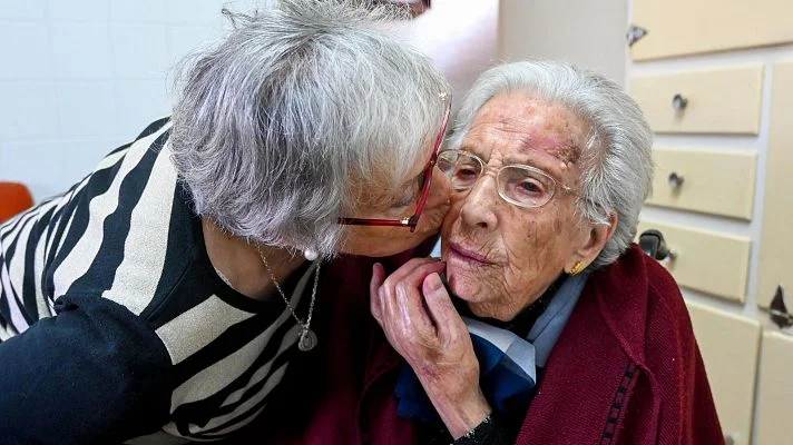 Teresa fernández casado, la persona más longeva de españa con 112 años. 1 Teresa fernández