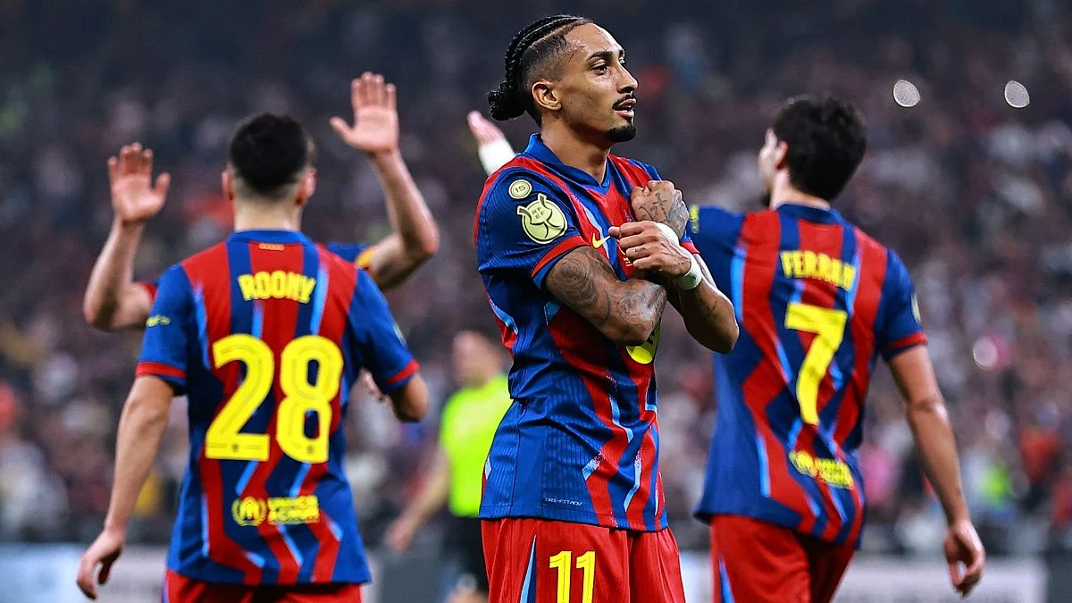 El barcelona arrolla al athletic y se clasifica para la final de la supercopa de españa. 1 Barcelona