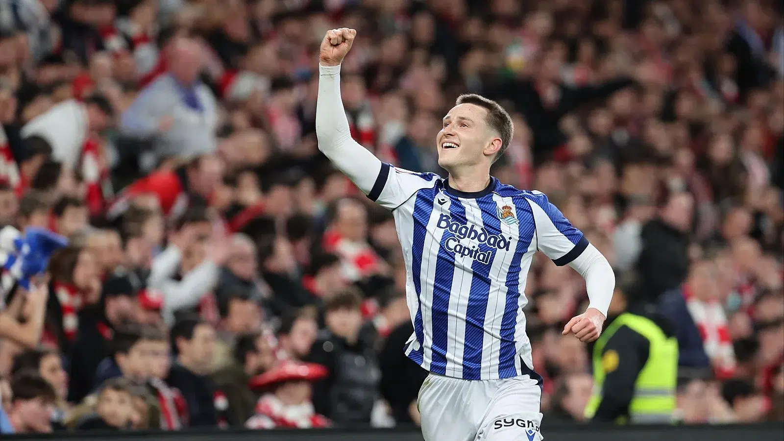 La real sociedad golpea al athletic en san mamés y se acerca a la final de la copa del rey. 1 Real sociedad