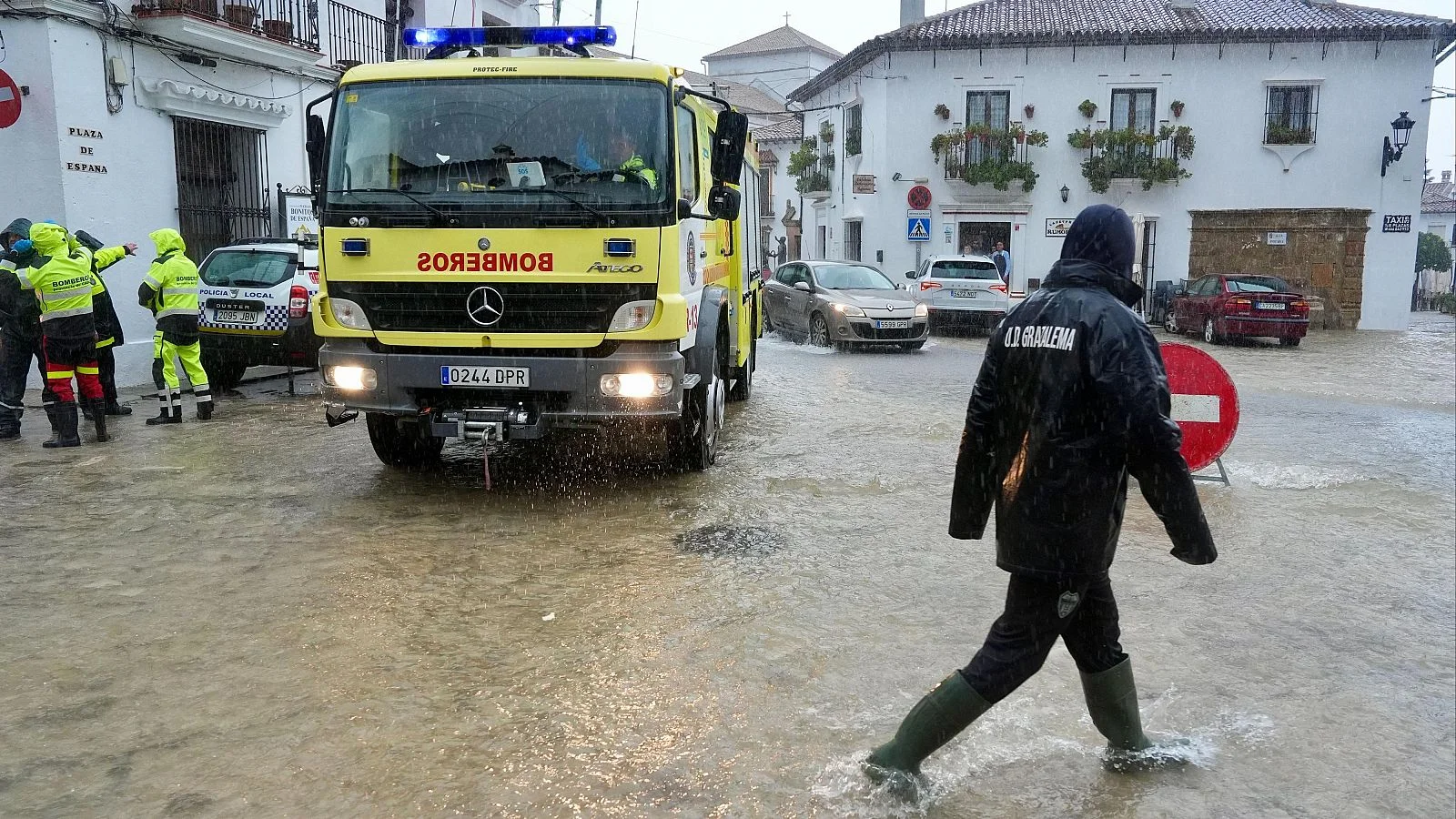 Miles de personas evacuadas en andalucía por el temporal: qué establece la normativa sobre los desalojos en emergencias 1 Andalucía