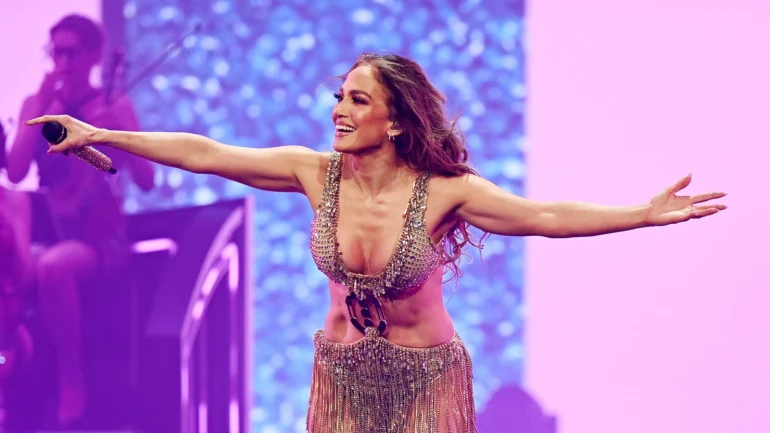 Jennifer lopez