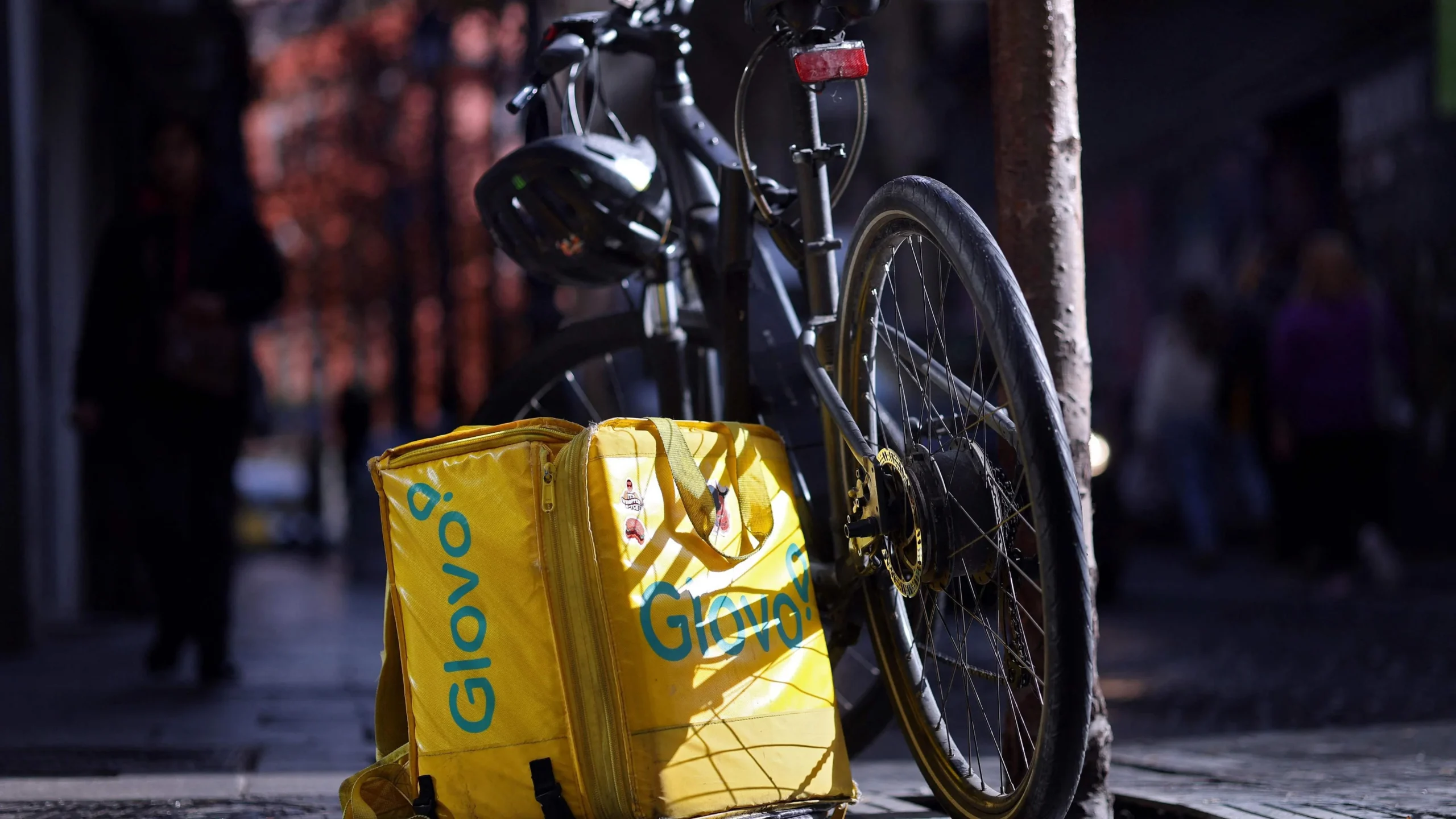 Los repartidores de glovo inician su primera huelga contra 750 despidos y denuncian “abusos laborales” 1 Glovo
