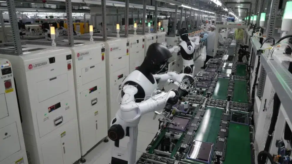 Los robots humanoides ya completan jornadas de 8 horas en fábricas y transforman la industria. 1 Humanoides