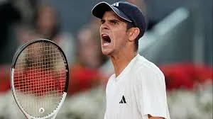 Rafa jódar no tiene límites: vence a fonseca y avanza a octavos en el mutua madrid open 1 Rafa jódar