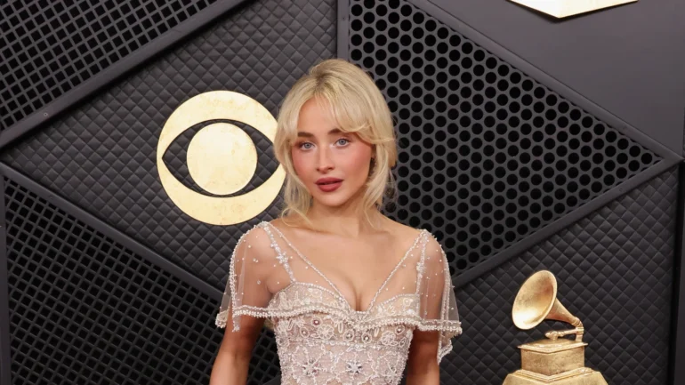 Sabrina carpenter,