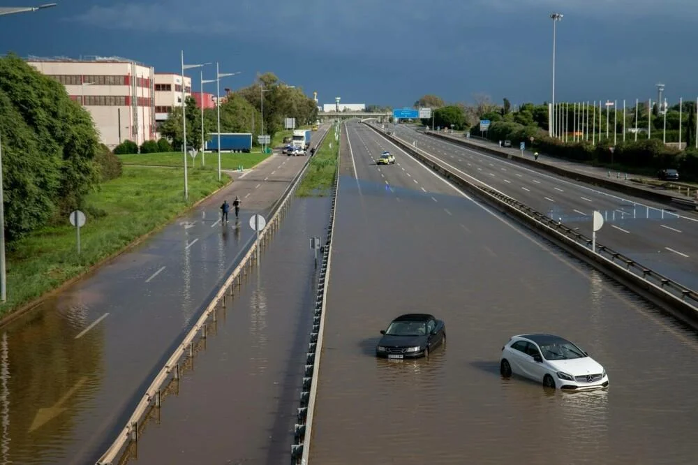 Sorprendente: las fuertes lluvias en cataluña anegan diversas vías y obligan a cancelar vuelos y trenes. 3 Myse4d3soemyxvikyxsfvsaodmughcpu7rnfz86ogieryiix gnge9oiamwo82elhwapa8v7dvnbg861eu9 nx7d8nawdwrsurddjwnrehfvwcba5ihh9o0vhpmgwfuxekpablumtzpdn46uplcupfzjvrpf9y0jcbwprqktbtk