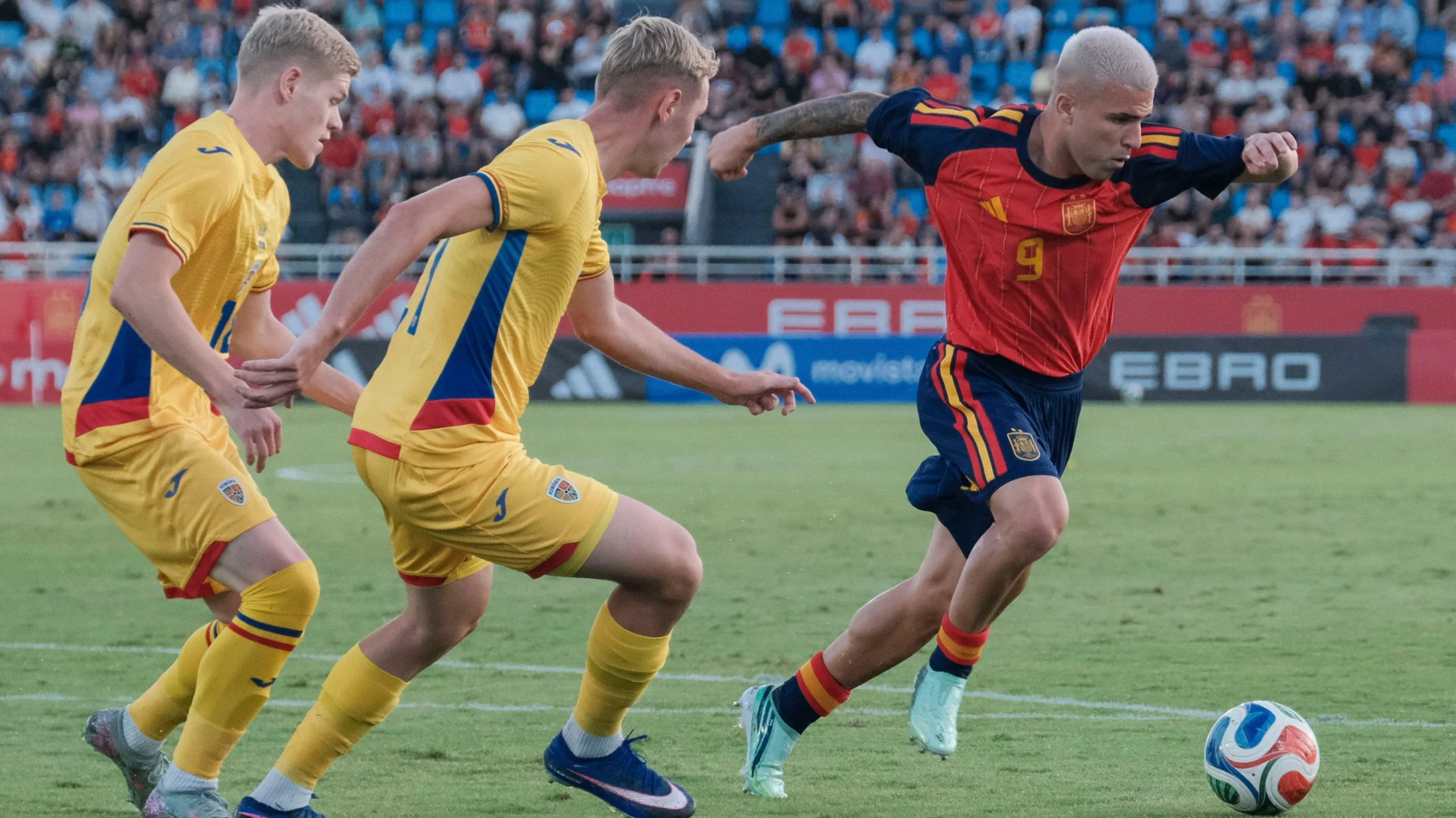 Sorprendente: españa baila al son de pablo garcía para golear a rumanía y sellar la clasificación para el europeo sub-21. 2 España baila al son de pablo garcía