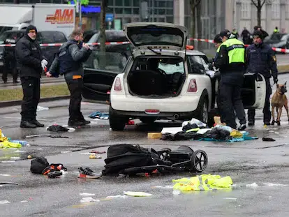 Una mujer de 59 años provoca varios accidentes y atropella a un peatón en polonia tras un rápido operativo policial. 2 Xxw4fn2x3vc7jcyyr5aetxp5dq 1
