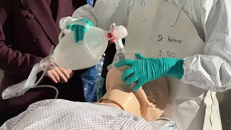 Alemania despliega su red de expertos para frenar el ébola en el corazón exclusivo de áfrica. 3 Alemania despliega su red