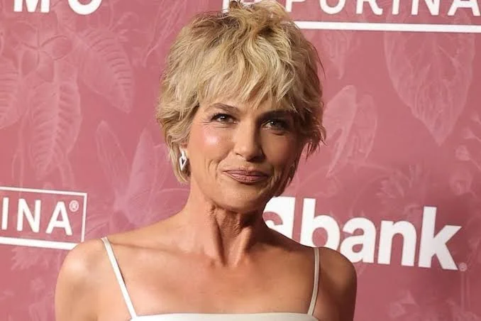 Selma blair desiste de sus cargos y niega una intención revelada de dañar a transeúntes tras incidente aéreo 3 Selma blair desiste de sus cargos