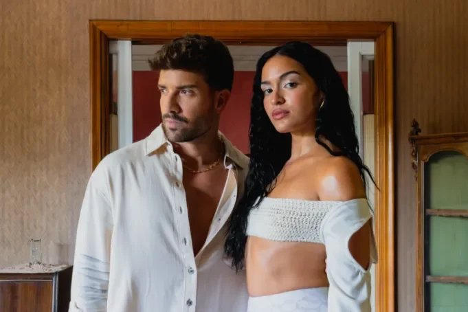 Nuevo: riza y pablo alborán estrenan ‘deditos cruzados’, la canción que nació en directo en billboard latin music week. 1 Riza y pablo alborán estrenan