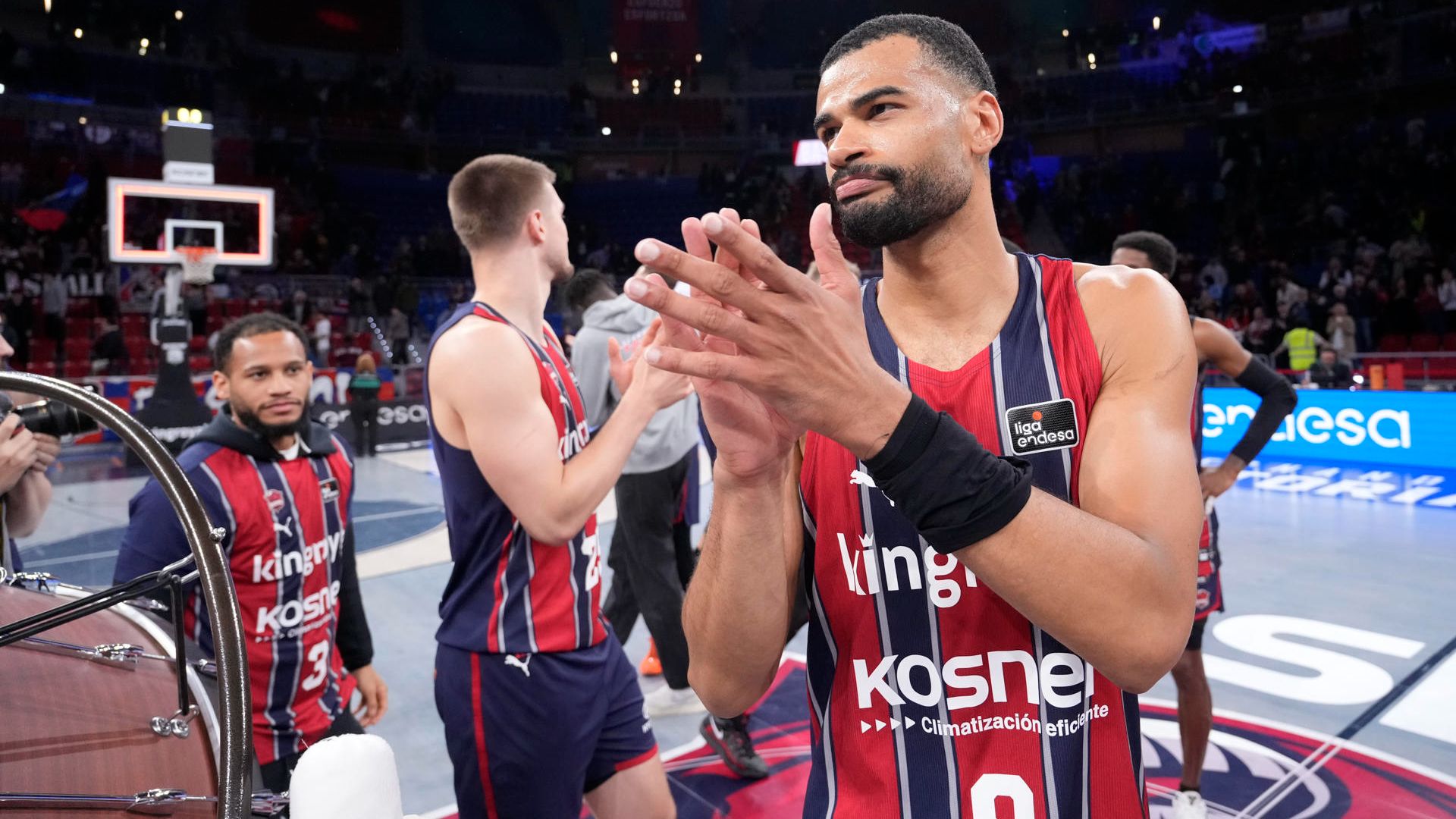 El real madrid golpea el mercado con el fichaje bomba de luwawu-cabarrot. 1 Real madrid