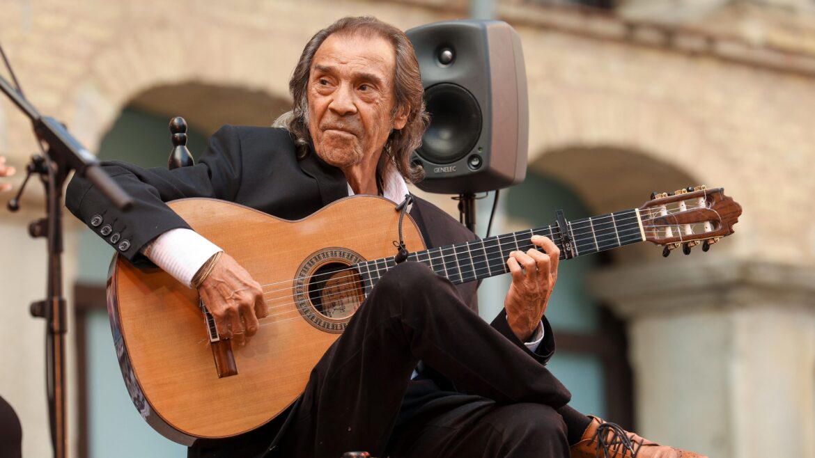 Muere pepe habichuela, leyenda de la guitarra flamenca que revolucionó el toque sin perder la raíz gitana