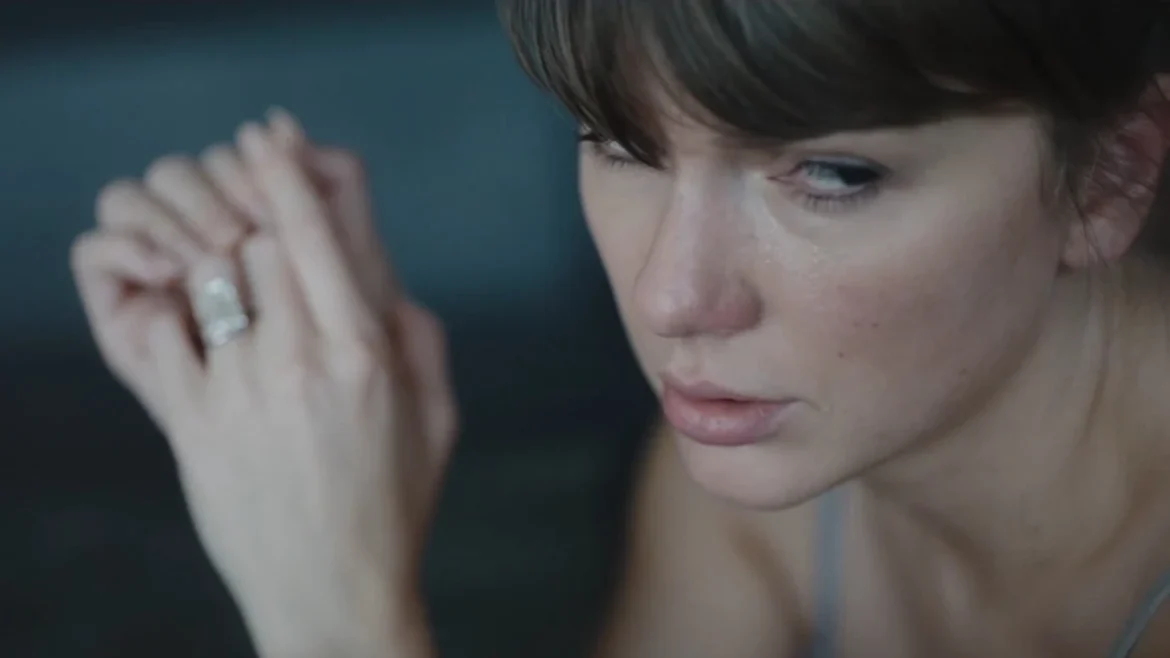 Taylor swift estrena 'patient zero